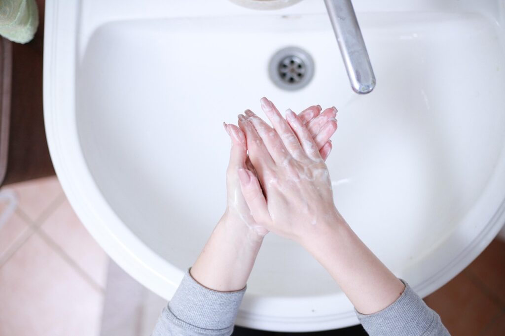 育毛剤を購入前に確認すべきポイントは何ですか？
